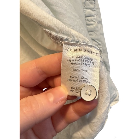 Aritzia - COMMUNITY brand, oversized button-up - Picture 5 of 5